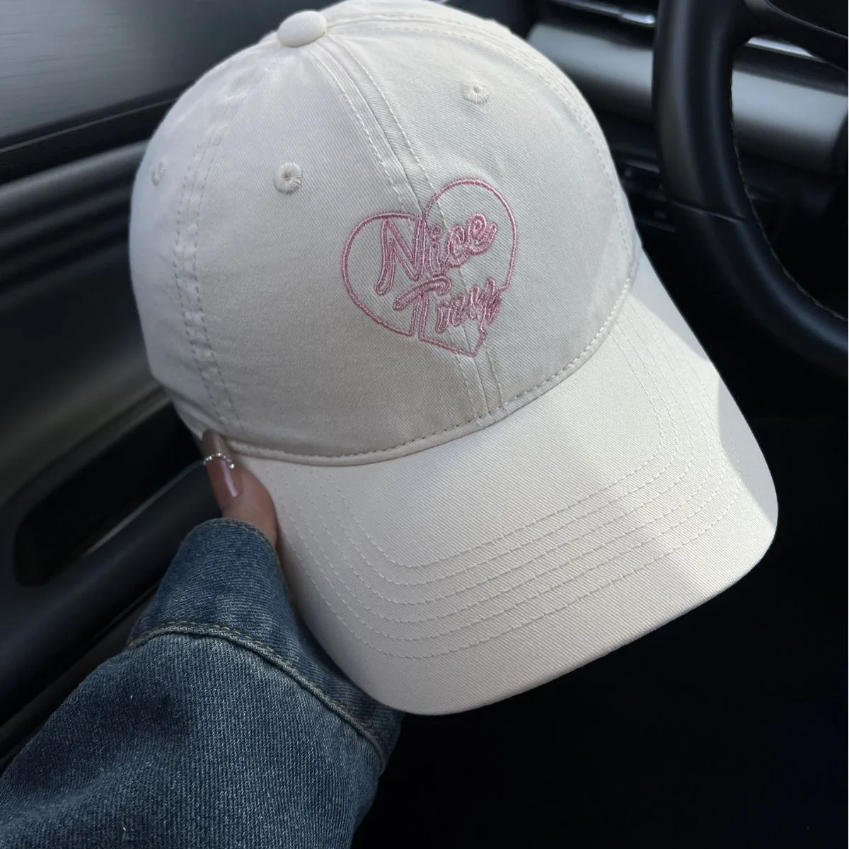 Korean version of classic black hat, new heart-shaped baseball cap, male letter embroidery cap