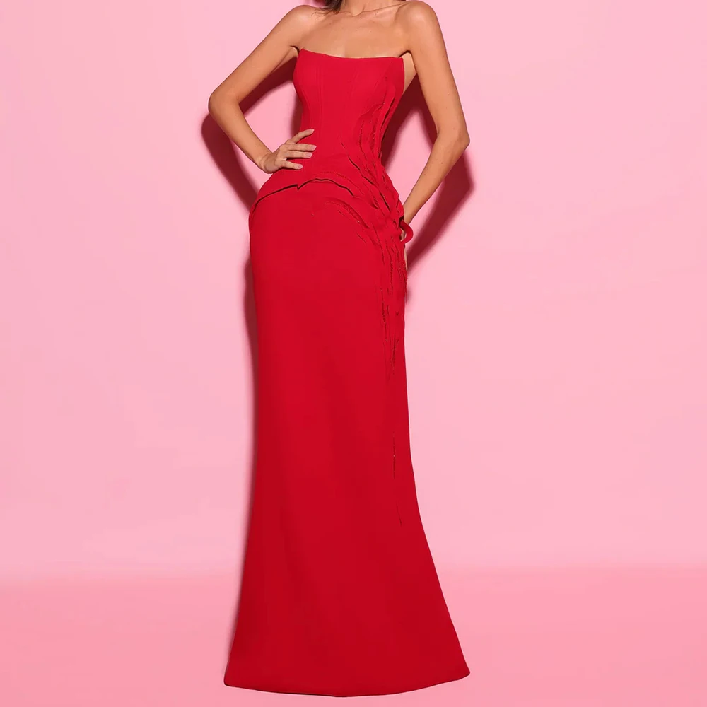 Op maat gemaakte A-lijn avondjurken Vloerlengte Strapless mouwloze galajurk Mode Ruches Eenvoudige gedrapeerde rugloze feestjurk