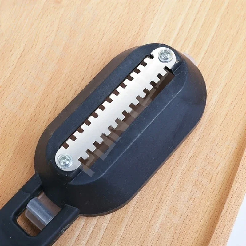 2 In1 Fishing Scale Brush Knife Fish Skin Brush Built-in Fish Cutter Fast Remove Fishs Scale Scraper Planer Tool Kitchen Gadgets