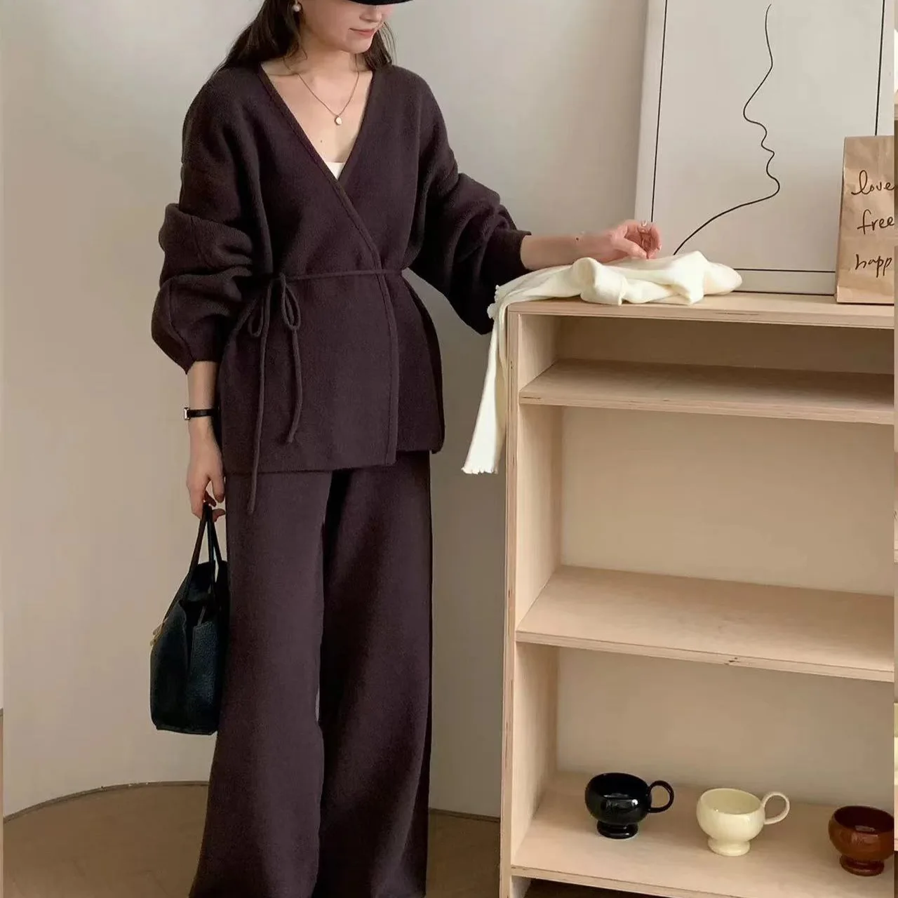 Suit Women's Autumn New High-end Fashion Age-reducing Casual Pants Top Knitted Sweater Two-piece Set