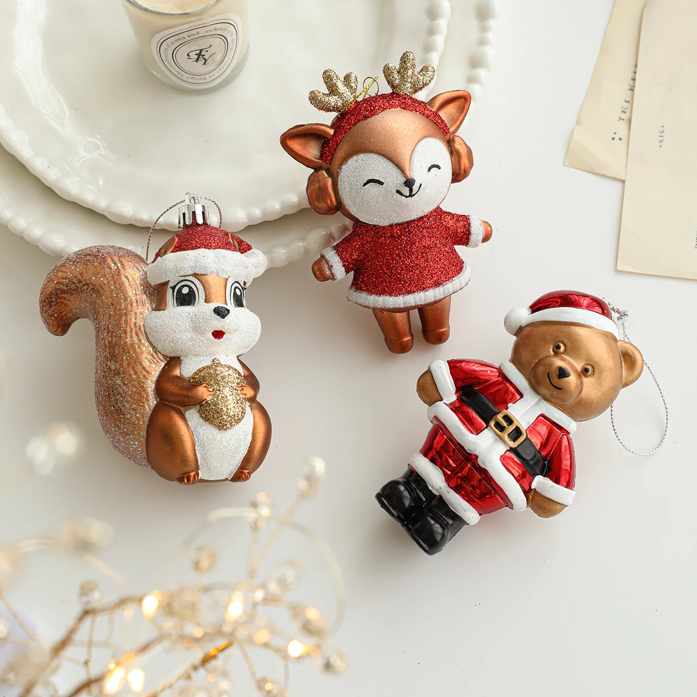 

Vintage Christmas Tree Pendant Ornaments with Red and Gold Color, Novelty Squirrel, Bear, Fox and Puppy Hanging Party Decorative