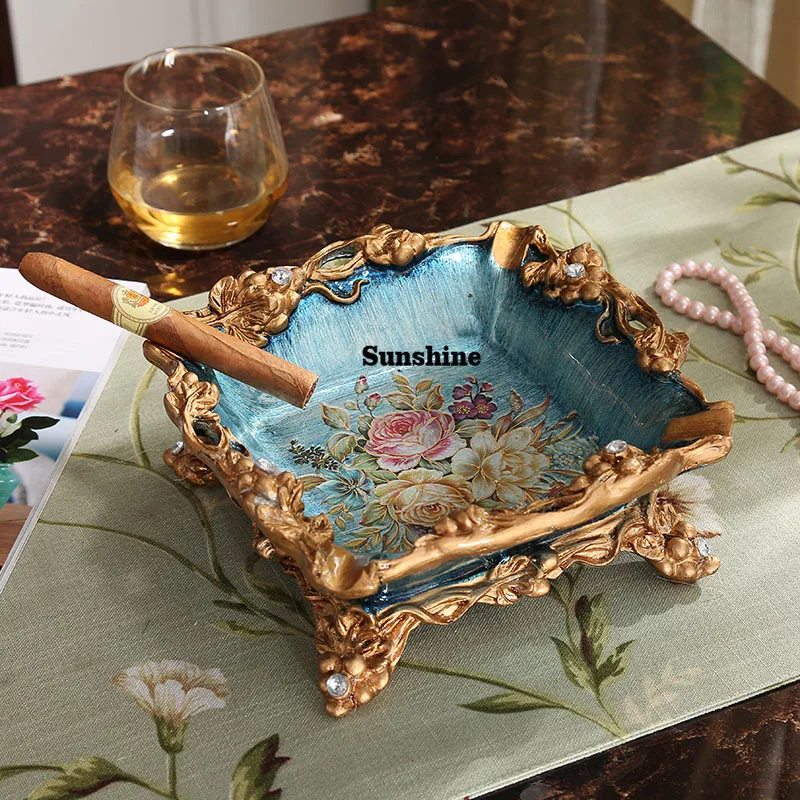 Luxury European Decoration Tabletop Ashtray Resin Container Retro Home Office Bar Diamond Ornament Crafts Man Smoking Accessorie