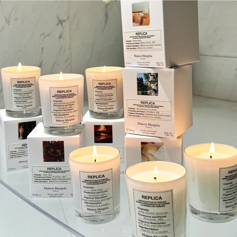 Vela perfumada de 165g, ambientador de fragancia Premium para el hogar con un aroma de madera, Aroma Floral afrutado, portavelas con fragancia para dormitorio