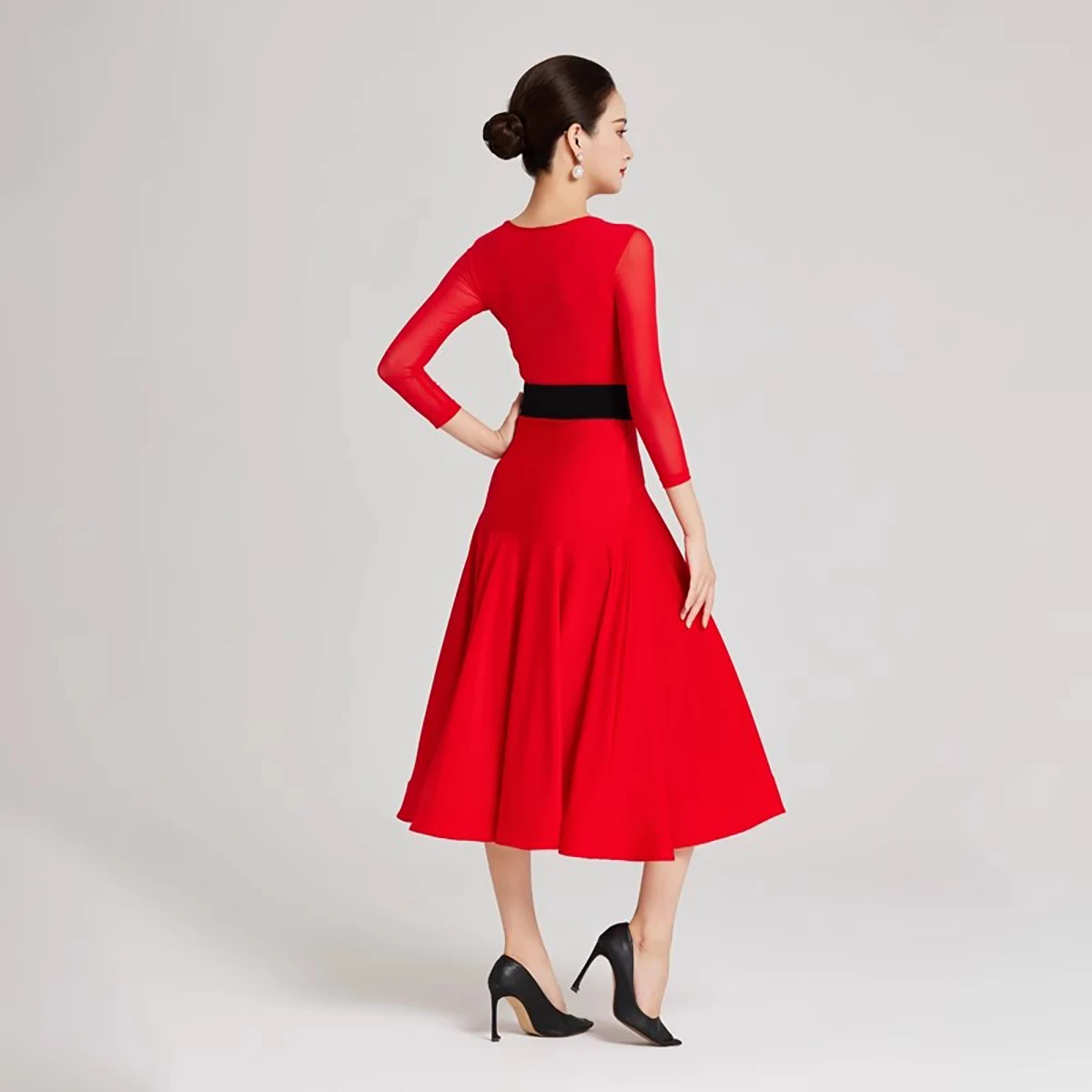 Robe de danse de salle de bal pour femmes, Costumes d'entraînement modernes, robes de danse de valse Standard, nouvelle collection 2025