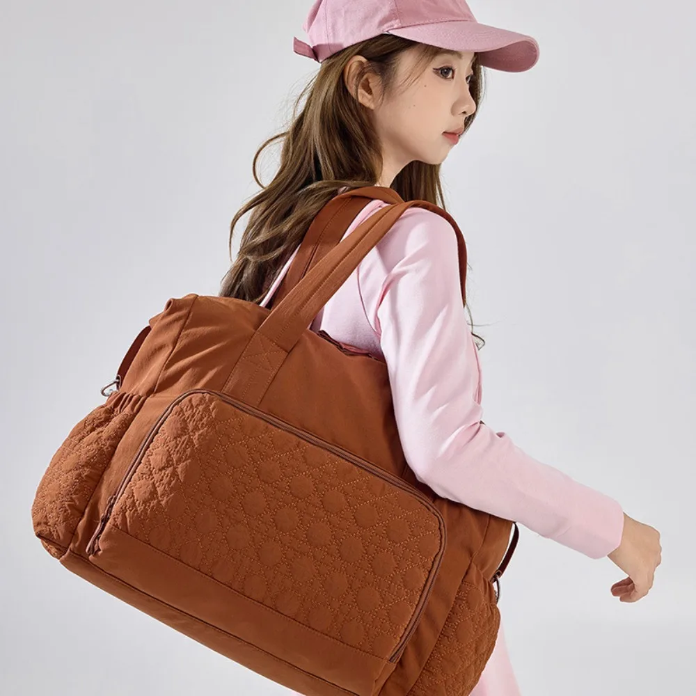 

Portable Nylon Mommy Bag Solid Color Large Capacity Nappy Bag Tote Bag Women