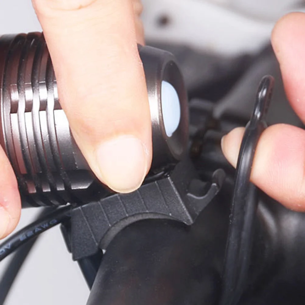 

SiliconeStrap BikeAccessories HandlebarFrontLightHolder FlashlightTorchBandages ElasticTieRope OutdoorCamping FishingHiking