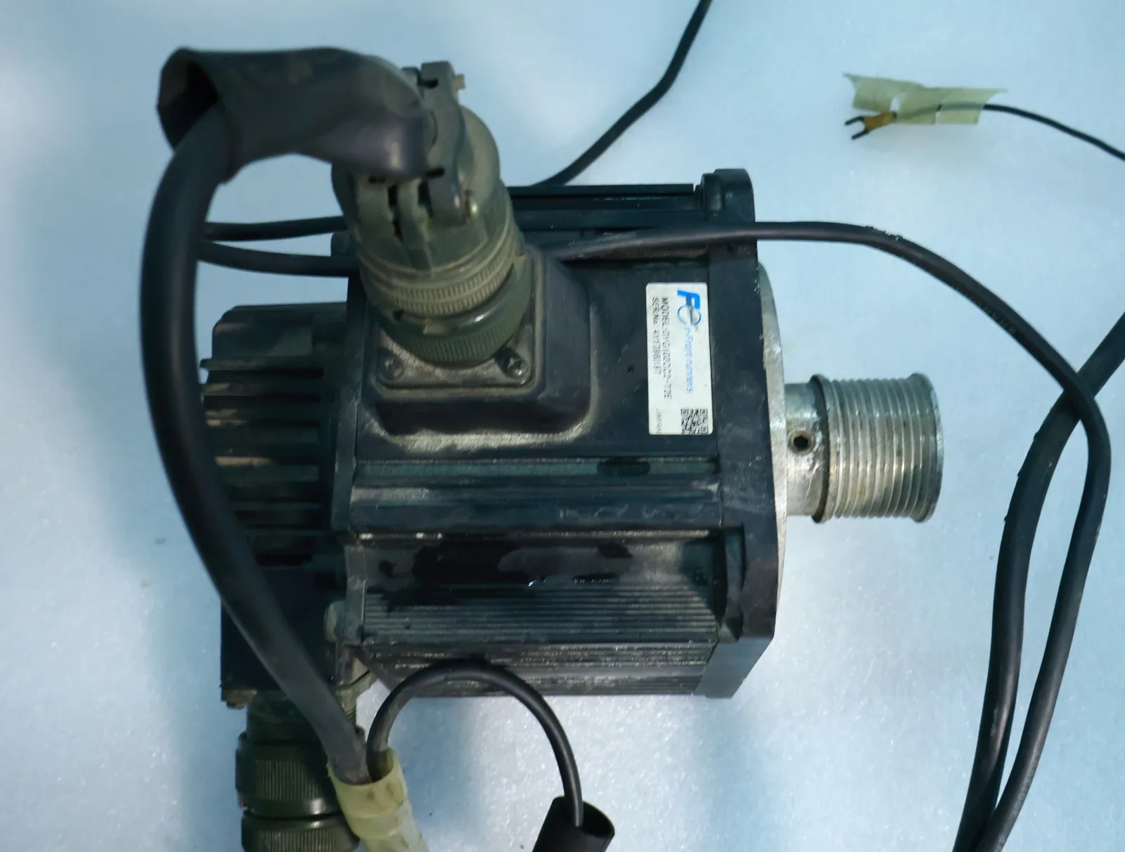 Used GYG102CC2-T2E For Fuji GYG102CC2-T2E AC Servo Motor