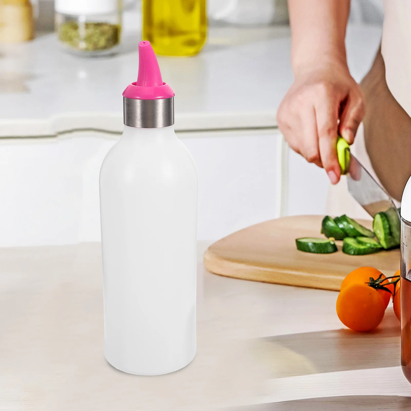 

Multifunctional Condiment Bottles Squeeze Soft Material Reusable Oil Squirt Bottle Hot Sauce Bottles Simple Syrup for liquids