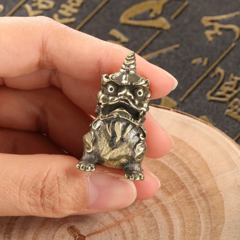 1 PC Antique Imitation Brass Ornament Mythical Creatures Unicorn Xiezhi Bronze Kylin Lion Figurine Home Decoration Craft Present