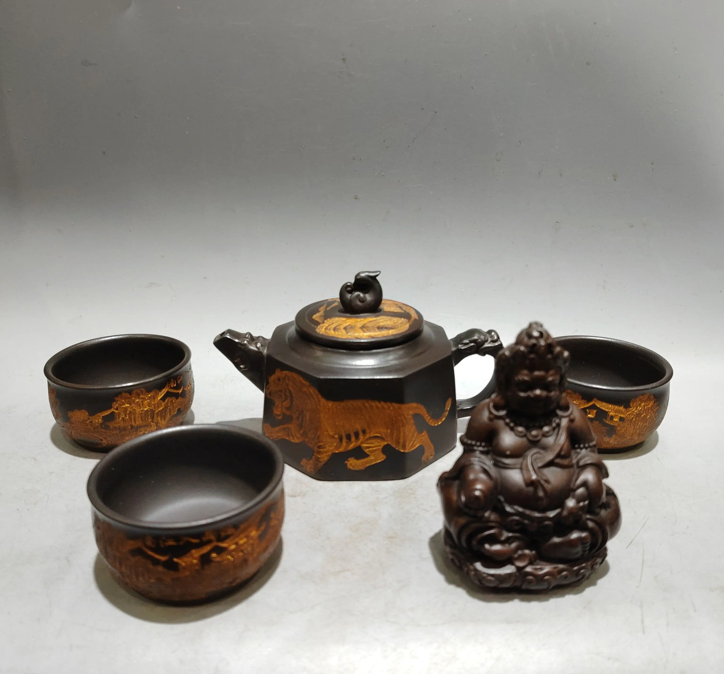 Yixing Purple Clay Teapot Gilded Tiger pattern Pumpkin shaped teapot 3 tea cups Yellow God of Wealth Buddha Kettle Teapot