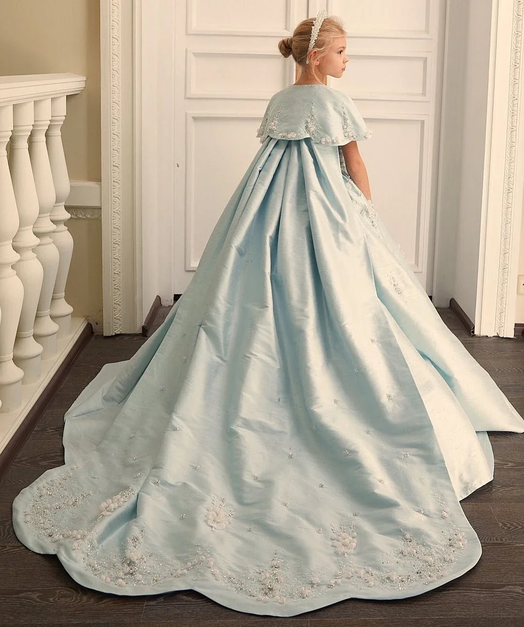 Custom Flower Girl Dress Wedding Gown Birthday Party Pageant Dress Cape Beaded 3D Floral Princess Dress فساتين بناتFor Girls