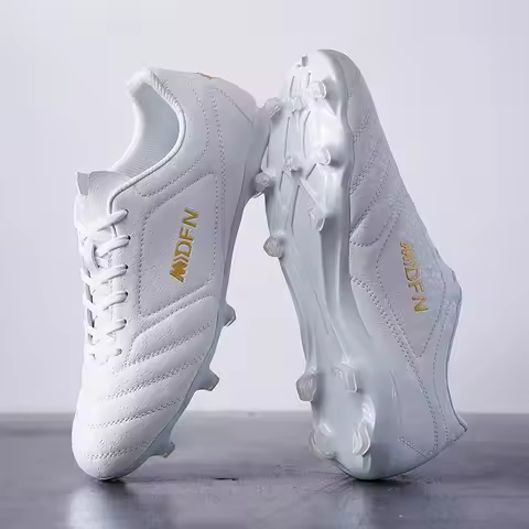 New Men Football Boots Match Professional Sneakers Non-slip Soccer Shoes Outdoor Drop Shipping Unisex Training Sport Futsal