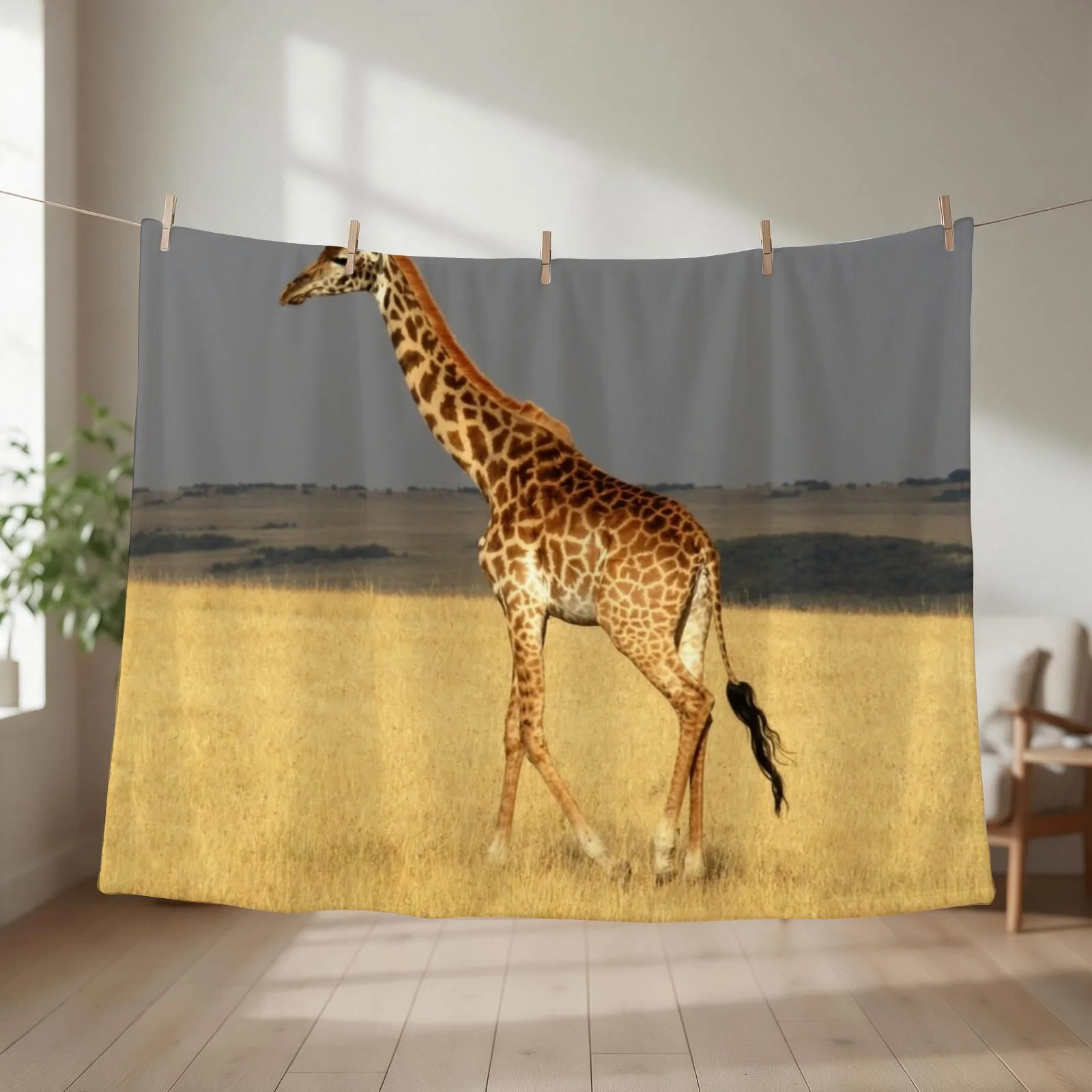 Giraffe full body Africa African Animals Throw Blanket couch cozy soft plush fuzzy picnic outdoor blanket