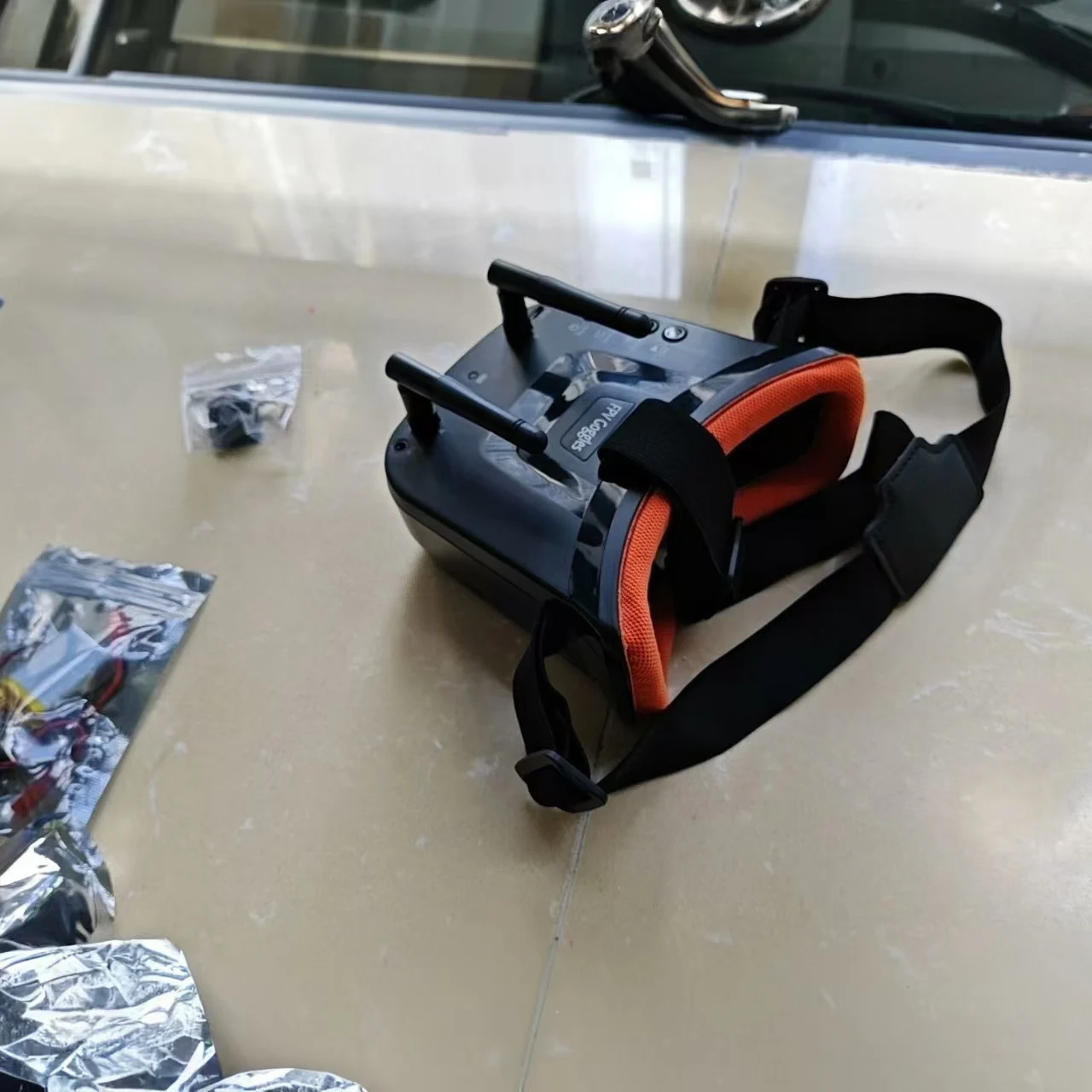 

Drone 5.8G Video Transmission FPV Goggles 3inch VR009 VideoMini FPV display Dual Receiver built-in Battery low Latency Real-time