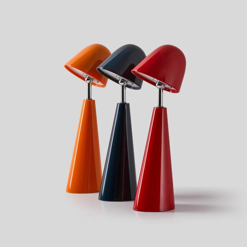 

Bedroom bedside lamp, Hepburn hat, small vintage living room atmosphere decorative , second-hand study