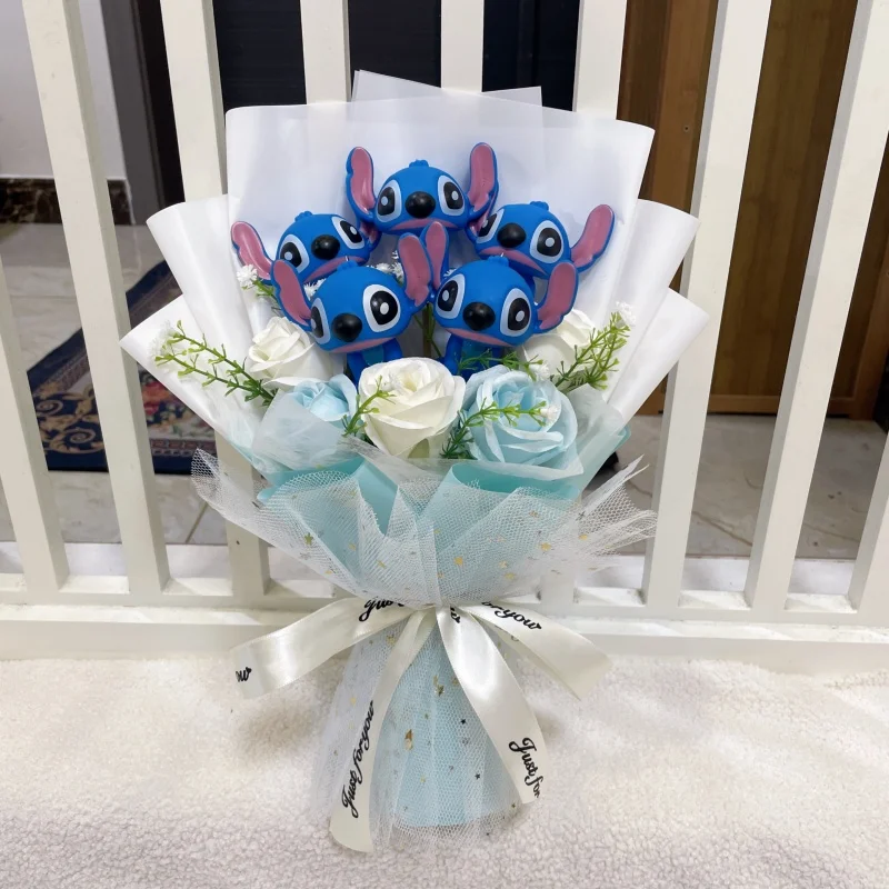 Cartoon Vinyl Doll Stitch Rilakkuma Winnie Action Figures With Artificial Flower Bouquet Christmas Valentine Birthday Gifts