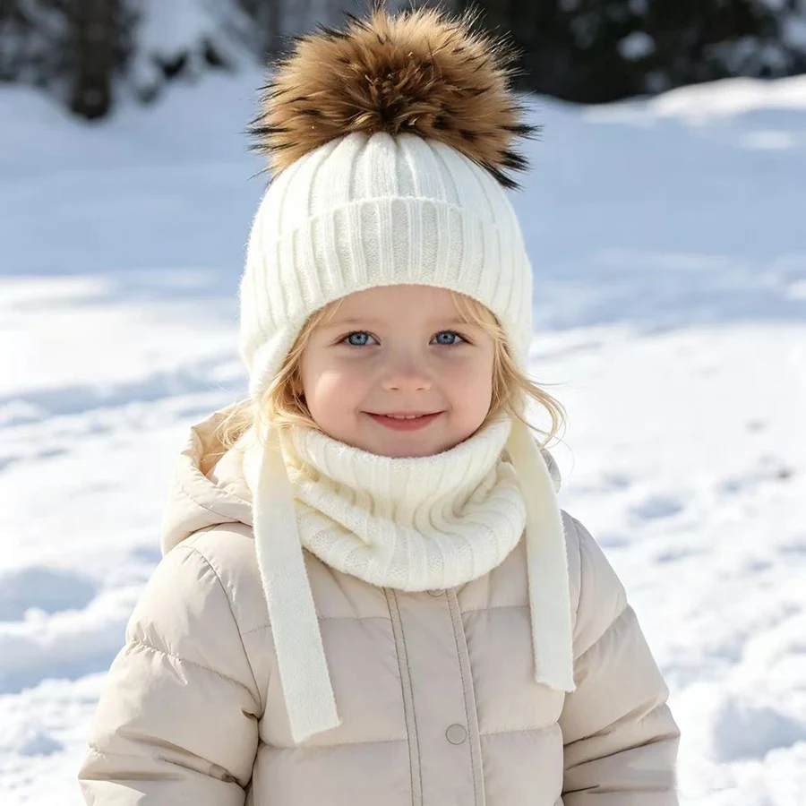 NEUE Winter-Wollmütze mit Halswärmer 2-teiliges Set Echte Waschbär-Fellbommel-Mütze für Kinder Jungen Mädchen Dicke Warme Gestrickte Gestreifte Outdoor-Babymütze