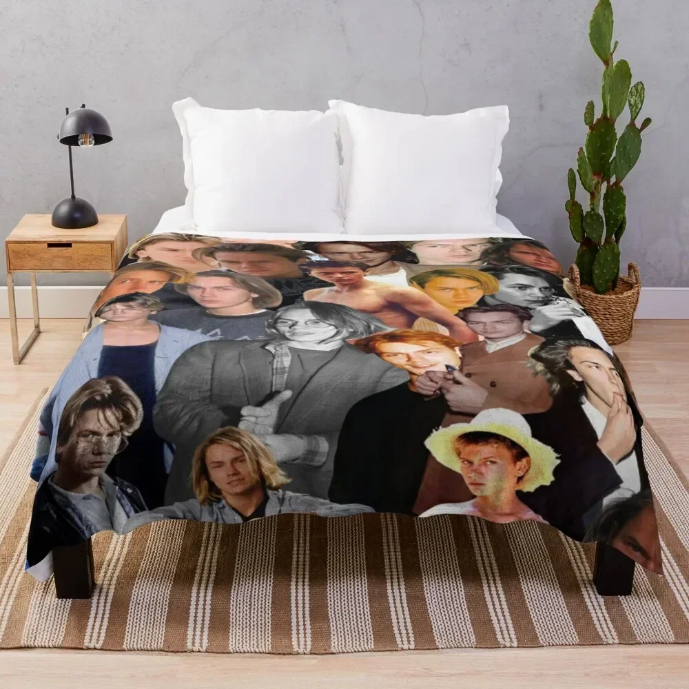 

river phoenix photo collage Throw Blanket Flannel Fleece Soft Warm Throw Blanket