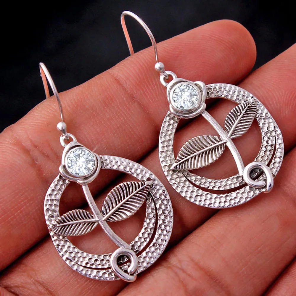 1 Pc Exquisite Round Flower Zirconia Fashion Creative Silver Color Earrings Pendant Women Party Daily Gift Giveaway