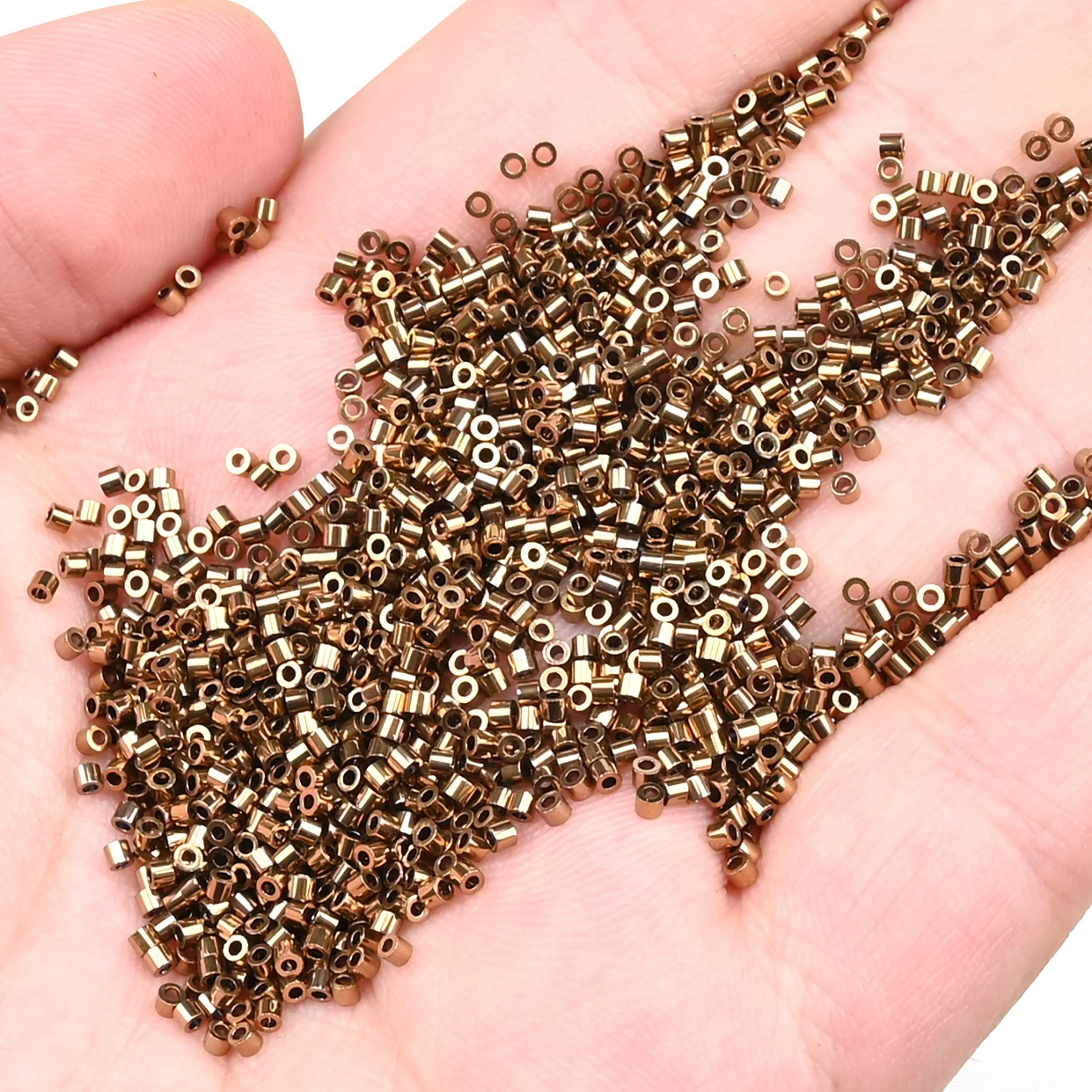 Uniform 11/0 Antique Golden Colour Japanese Glass Beads For Making French-style Jewelry, Handcrafted Bead Necklaces 1100pcs/pack