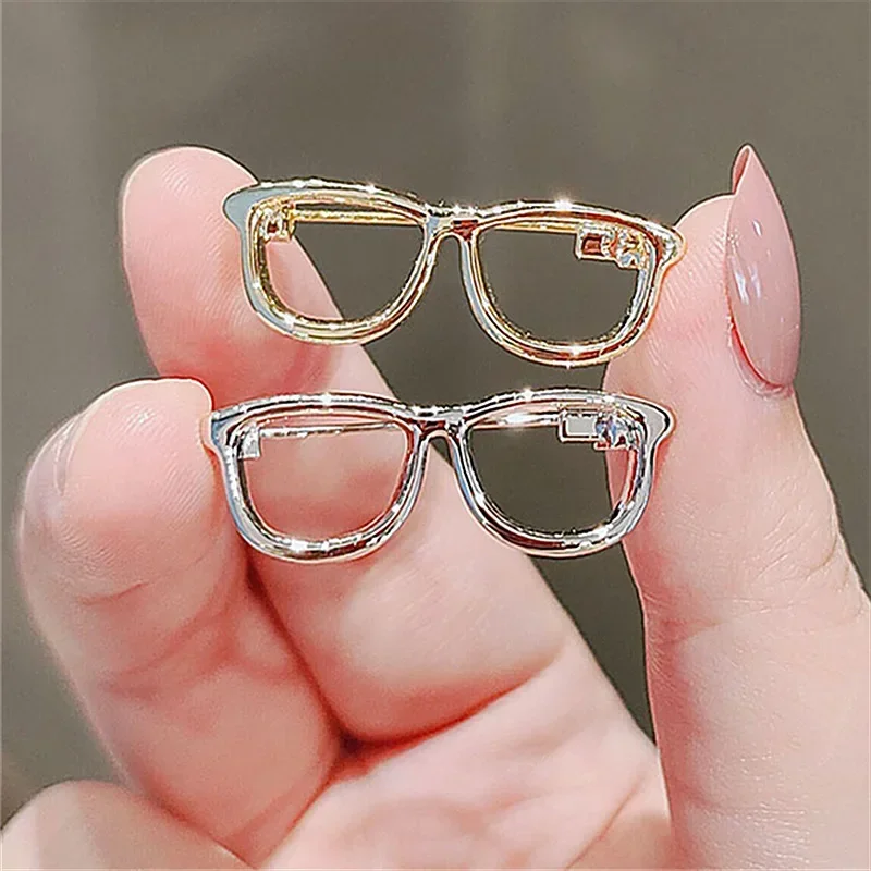 2024Japanese Version Cute Hollow Out Glasses Brooch Ins Trendy Personality Funny Pin Collar Pin High-end Suit Accessories Buckle