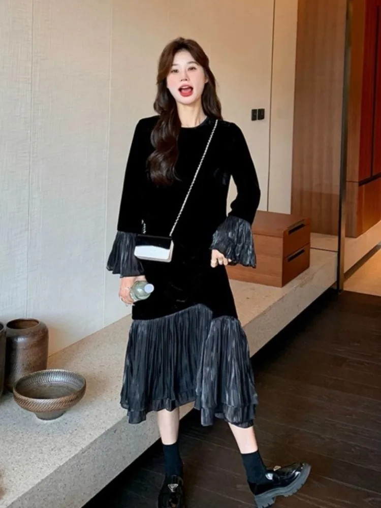 Autumn Black Patchwork Velvet Midi Dress Women Mermaid Flare Long Sleeve O-neck Pleated Vestidos Elegant Holiday Party Clothing