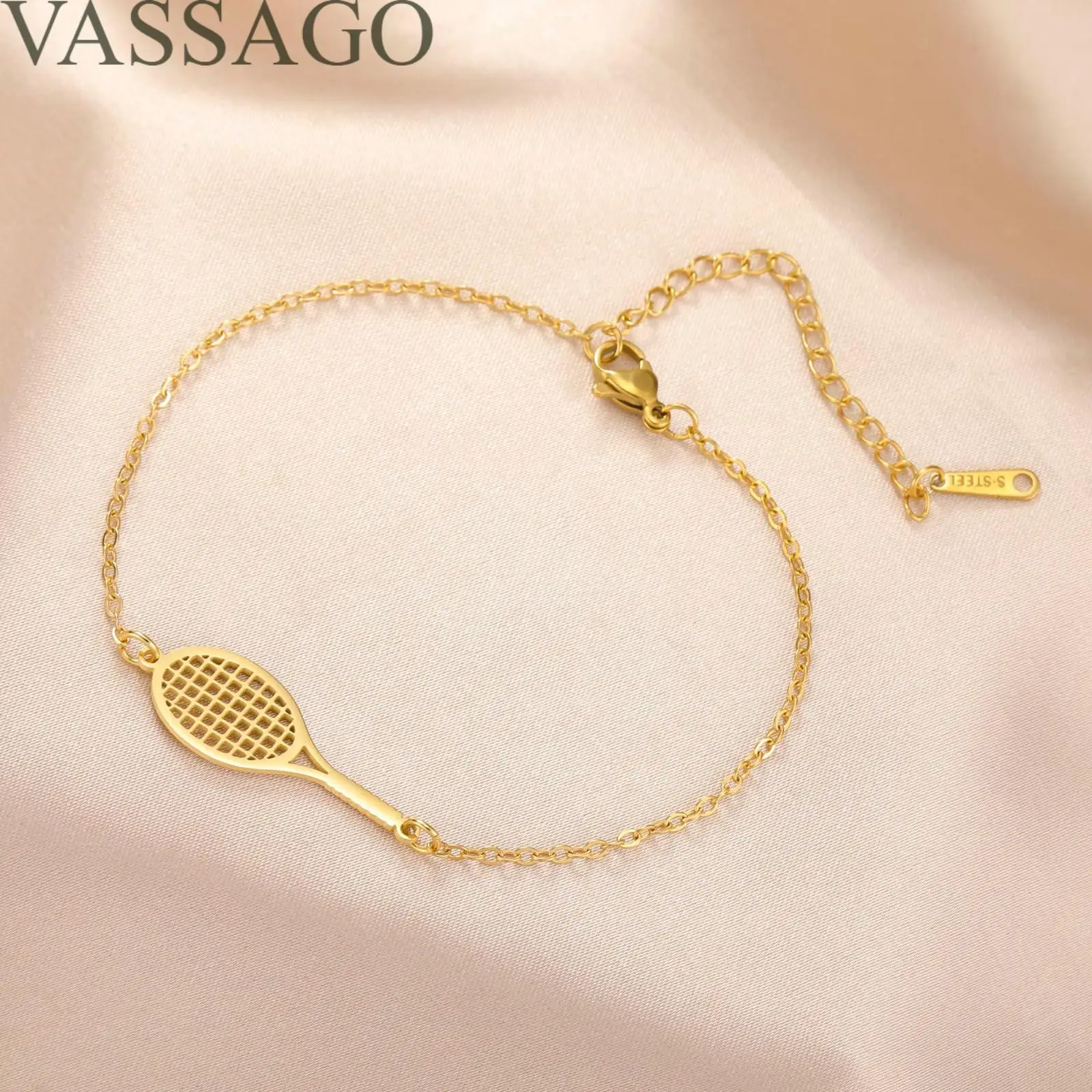 VASSAGO Tennis Racket Bracelet Dainty Adjustable Tennis Racket Charm Layering Sport Bangle Bracelet Lover Jewelry Tennis Gifts