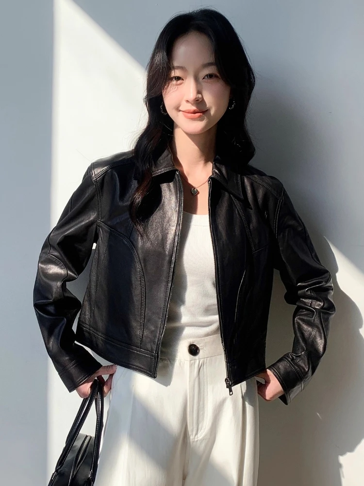 Casual zwarte lederen jassen voor dames lente herfst 2025, nieuwe high-end eenvoudige zachte slanke korte echte schapenvacht jas