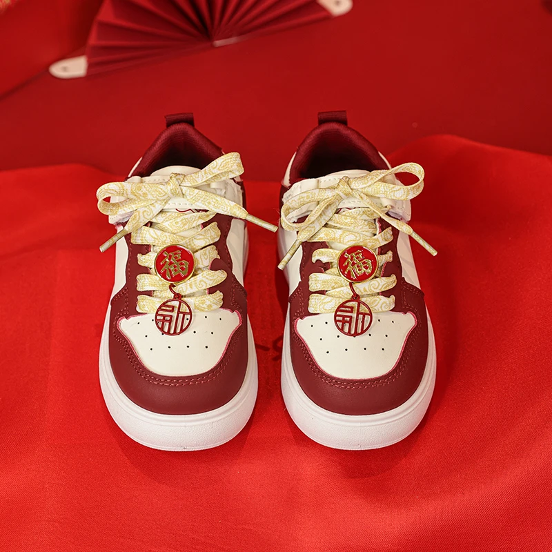 

Kids Casual Shoes for New Year Boys Girls Sports Shoes Breathable Soft Bottom 2026 Brand New Children Red Shoes Non-slip Trendy