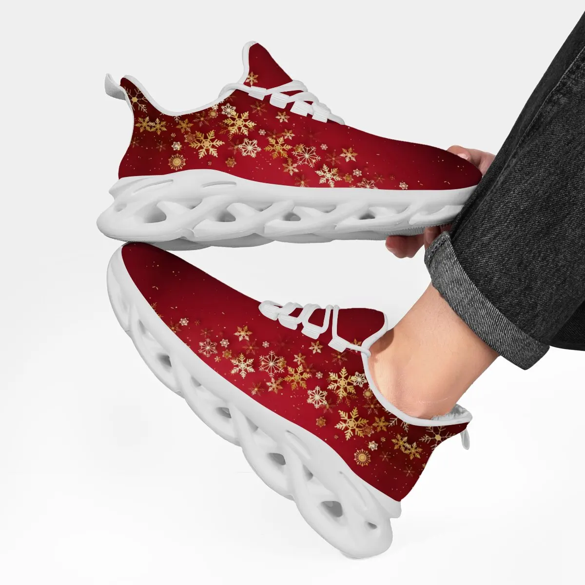 크리스마스 휴일 선물 만화 글자 크리스마스 트리 컬러 블록 눈송이 패턴 플리스 따뜻한 로우탑 레이스업 캐주얼 신발