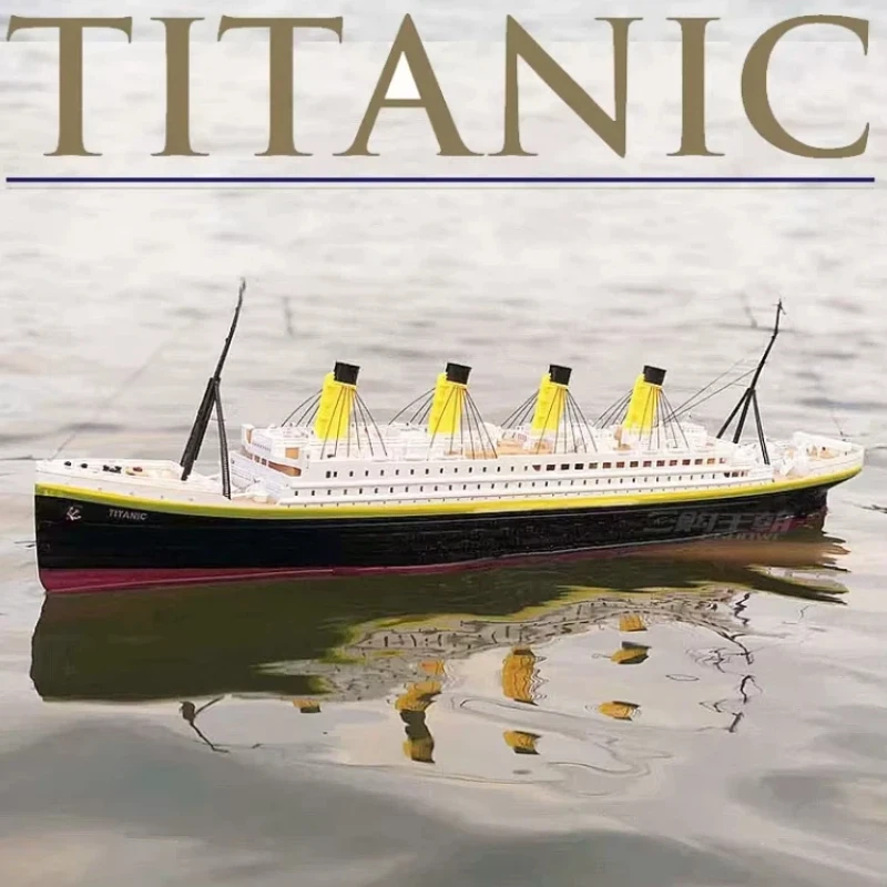 Hot Selling Remote Control Titanic Wireless Electric Cruise Ship Toy Boat For Water Activity Adult Hobby Collectible Decoration