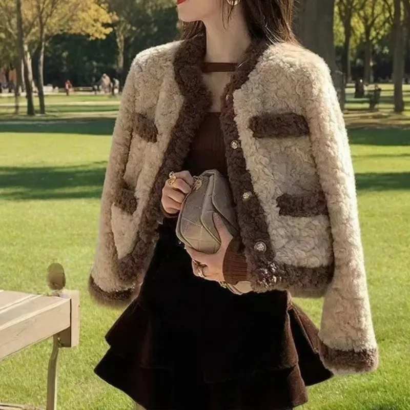 

Faionable Thiened ort Lamb Fur Jaet Women's Sle Outerwear Korean Version High Quali Winter New Arrival