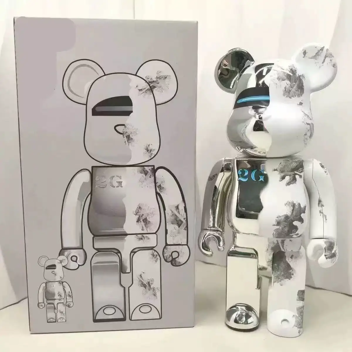 28cm 400% Cherry blossom Bear Action Figures DIY Painted Medicom brick Home Decoration Kids Christmas Gifts