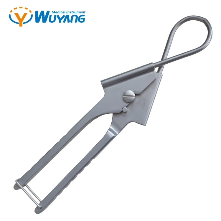 Hollow wire introducer forceps