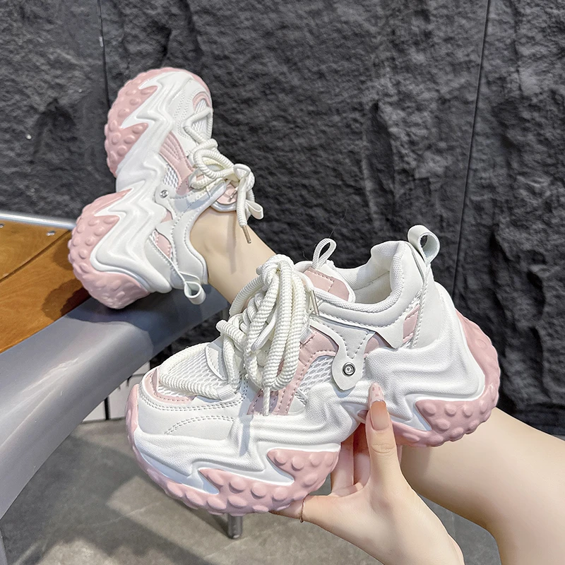 รองเท้าผ้าใบผู้หญิงแบบสวมสบาย  - Wedge Heeled Sneaker บทวิจารณ์และราคา