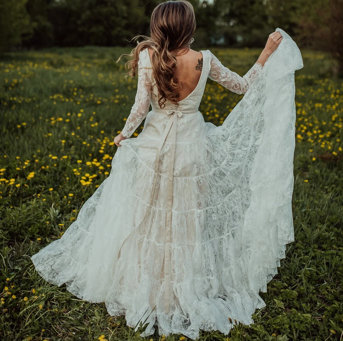 Vestido de novia de encaje con escote en V profundo, traje de novia con mangas de ilusión y lazo, sin espalda, personalizado, 11486