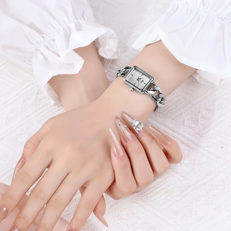 New 2025 Trend Fashion Women's Bracelet Watch Light Luxury Niche Design Student Waterproof Creative Quartz Watch Birthday Gift