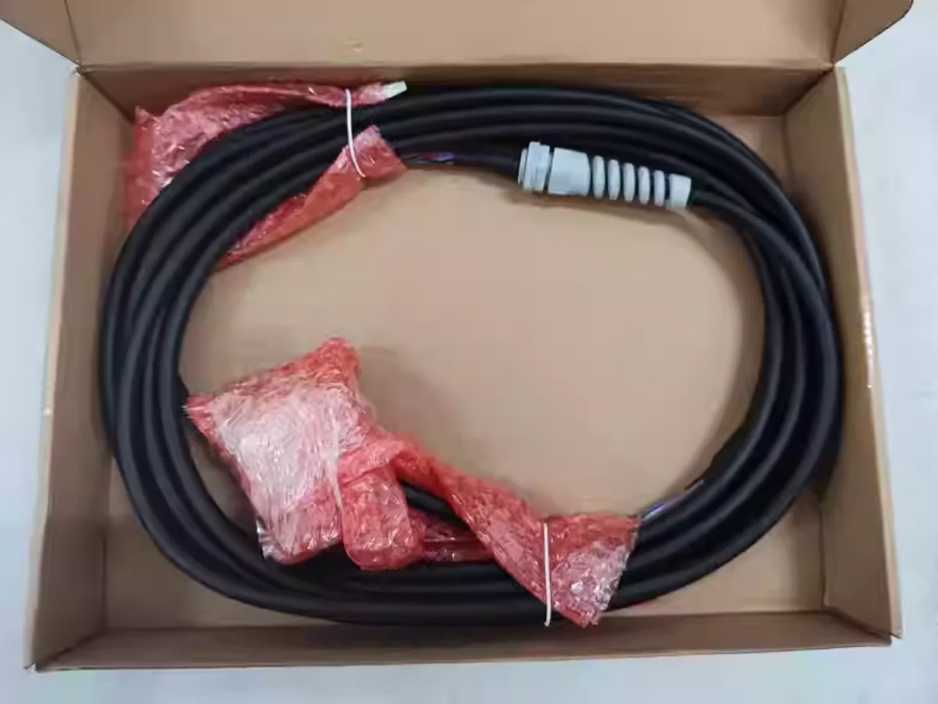 

Новый обучающий подвесной кабель для кабеля робота L21501B00B (8 м)