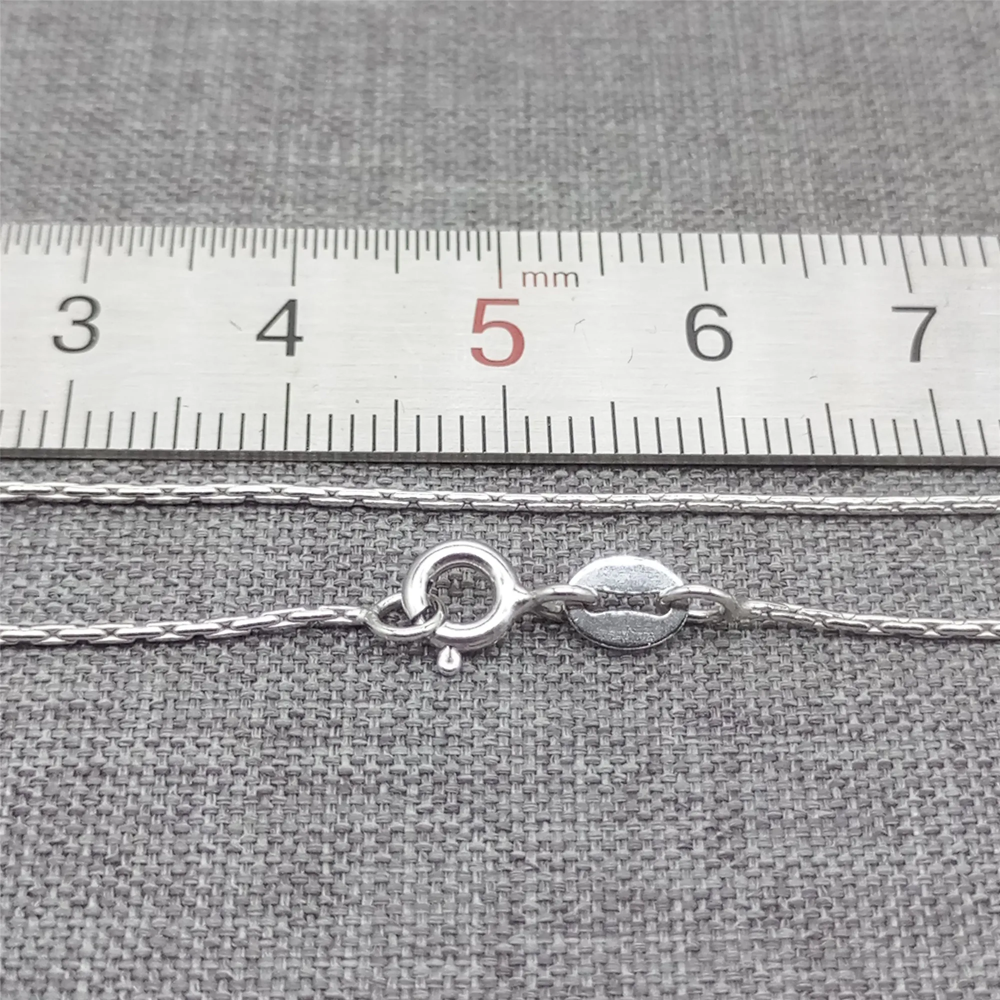 Specialty Cable Chain Necklace 18 Inches in 925 Sterling Silver with Rhodium Plating