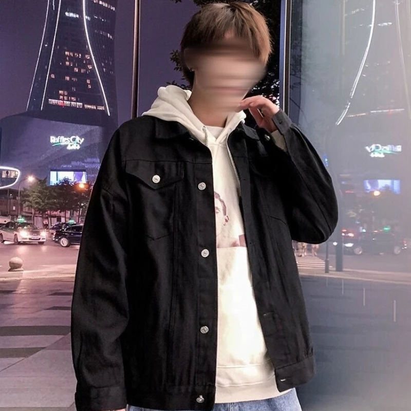 Immagine 7: Giacca di jeans con cappuccio da uomo, primavera autunno 2026, cappotto casual ampio effetto due pezzi, versatile streetwear, giacca trucker da uomo