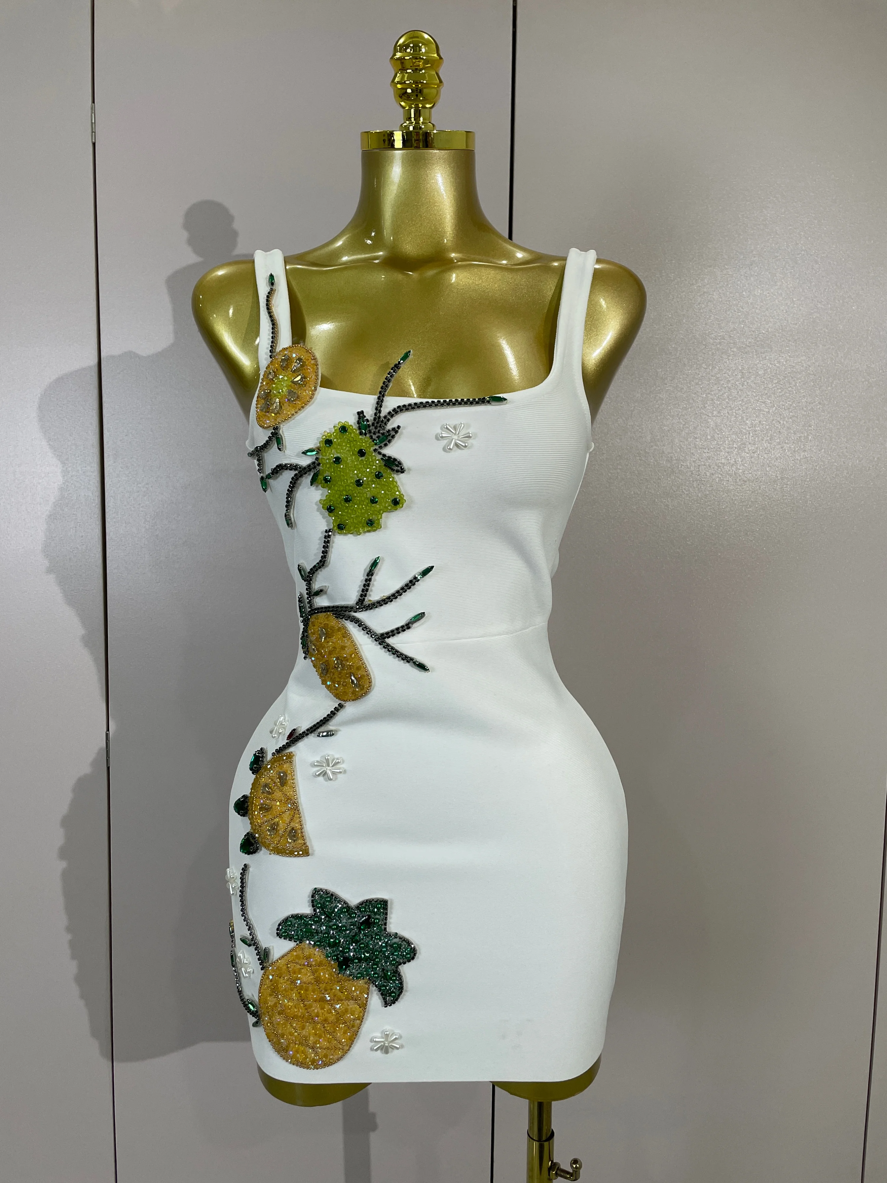 pineapple bodycon dress Elegant Colorful Floral Beaded Sleeveless White Bandage Mini Women Eveing Party Cocktail Prom Night Club Dresses The subtle marks on