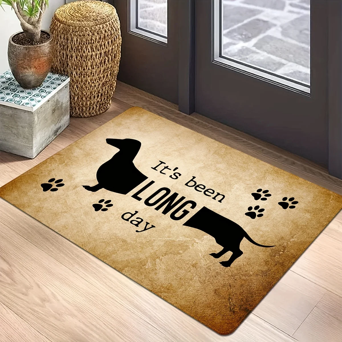 Felpudo antideslizante Vintage Dachshund 'Long Day': tapete ligero de poliéster con diseño de estampado de patas para cocina, dormitorio, baño