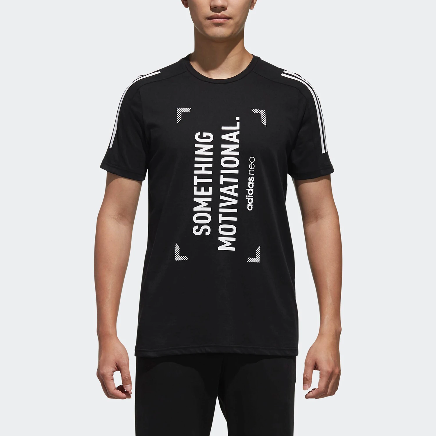 

Мужская повседневная спортивная футболка Adidas Genuine M CS BRND DT8294