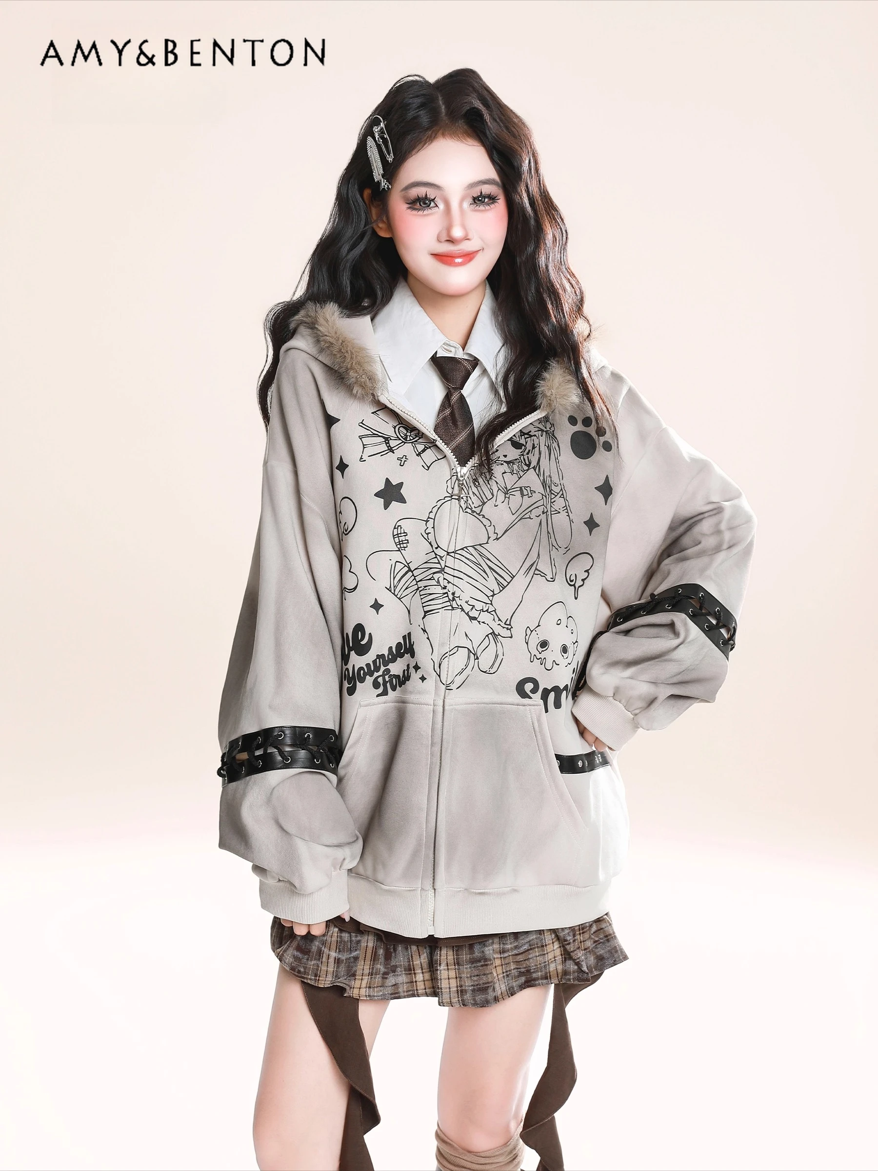 

Spring and Autumn New American Style Women's Retro Hand-painted Print Rabbit Ear Fur Collar Black and Beige Loose Casual Hoodie