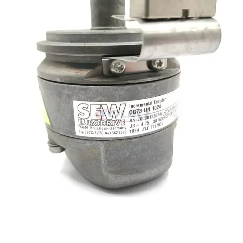 New Original for SEW OG73 UN1024 ES7C Incremental Encoder 1024 PPR IP66 Solid Shaft for Motor Feedback