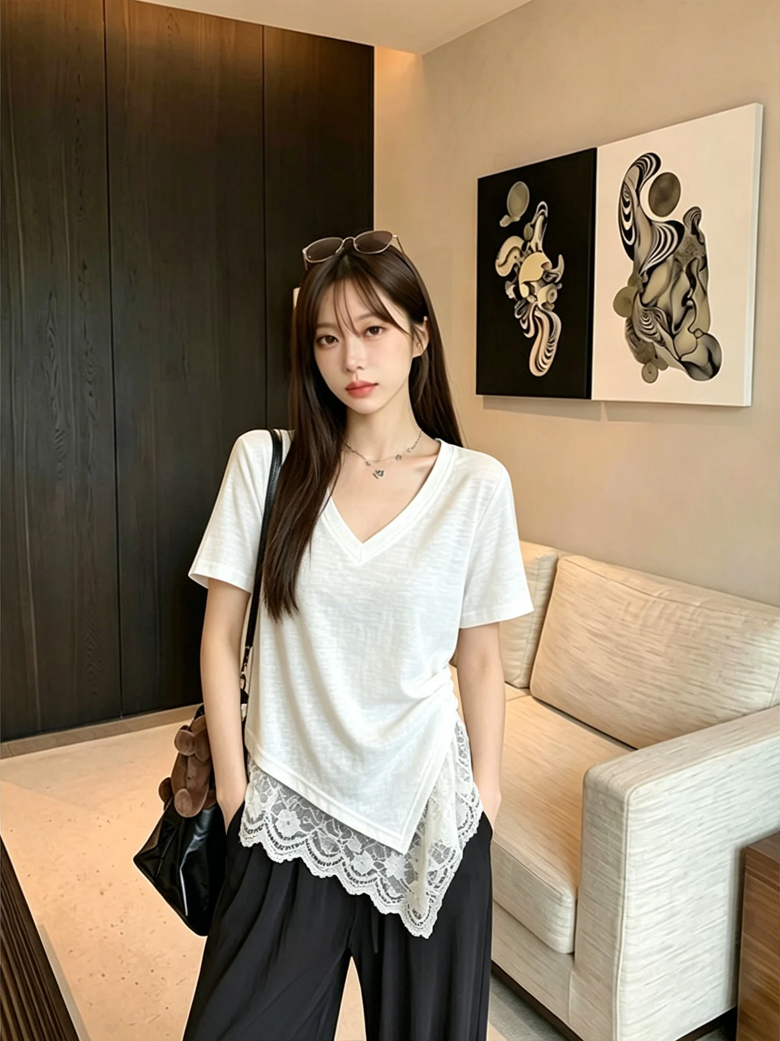 Summer Lace Splice V-neck Short Sleeve Women's T-shirt Slimming White Versatile Unique Design Casual Style Top for Ladies