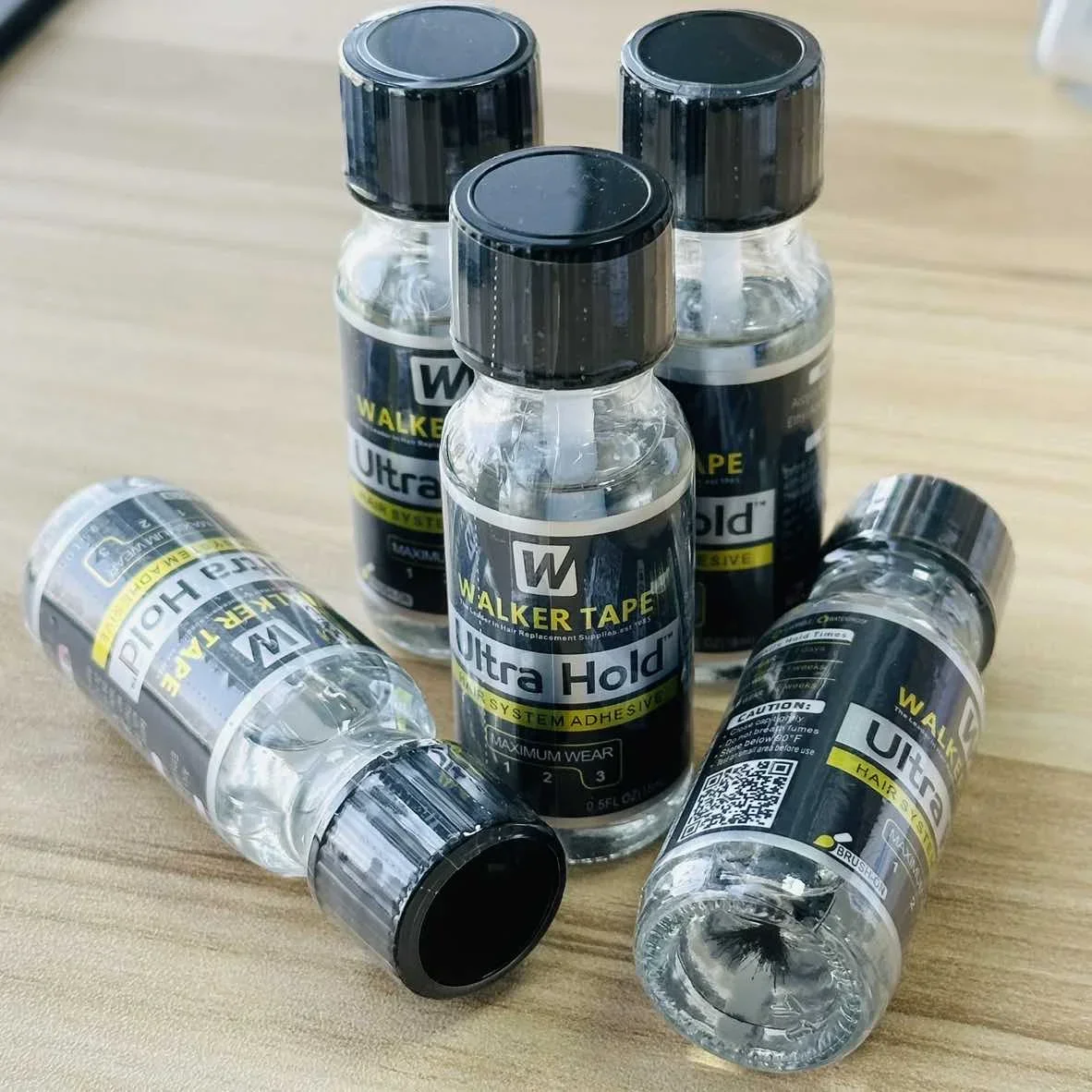 

Оптовая продажа, 10 шт., 15 мл, WALKER TAPE Ultra Hold, СИСТЕМА КЛЯПА, Клей для замены волос, кружевной клей для волос, парик, клей для парика, клей