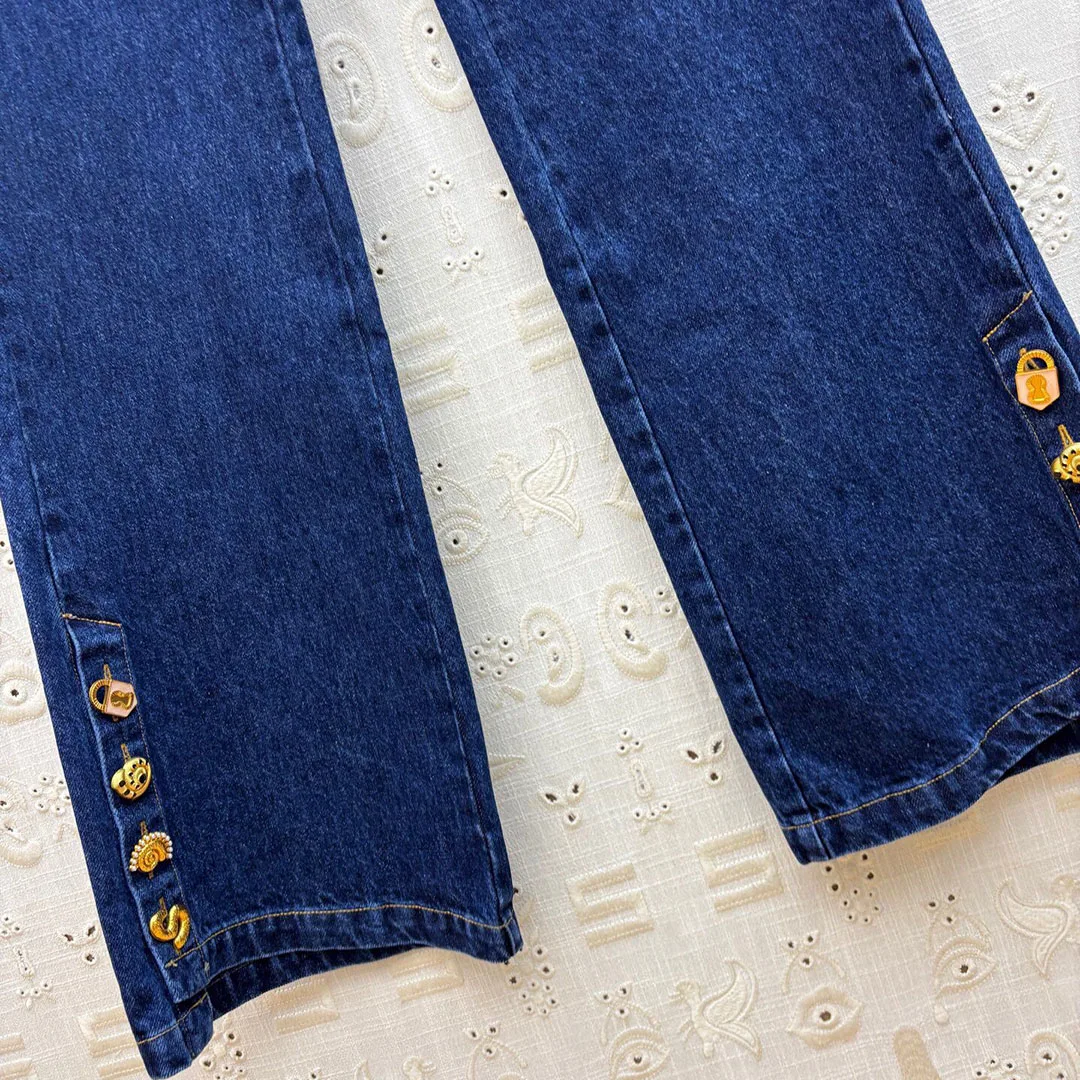 2025 New Fashion Autunno Slim Flare Jeans Donna Vita alta Oro Meatal Bottoni Polsino Lavato Vintage Streetwear Pantaloni in denim