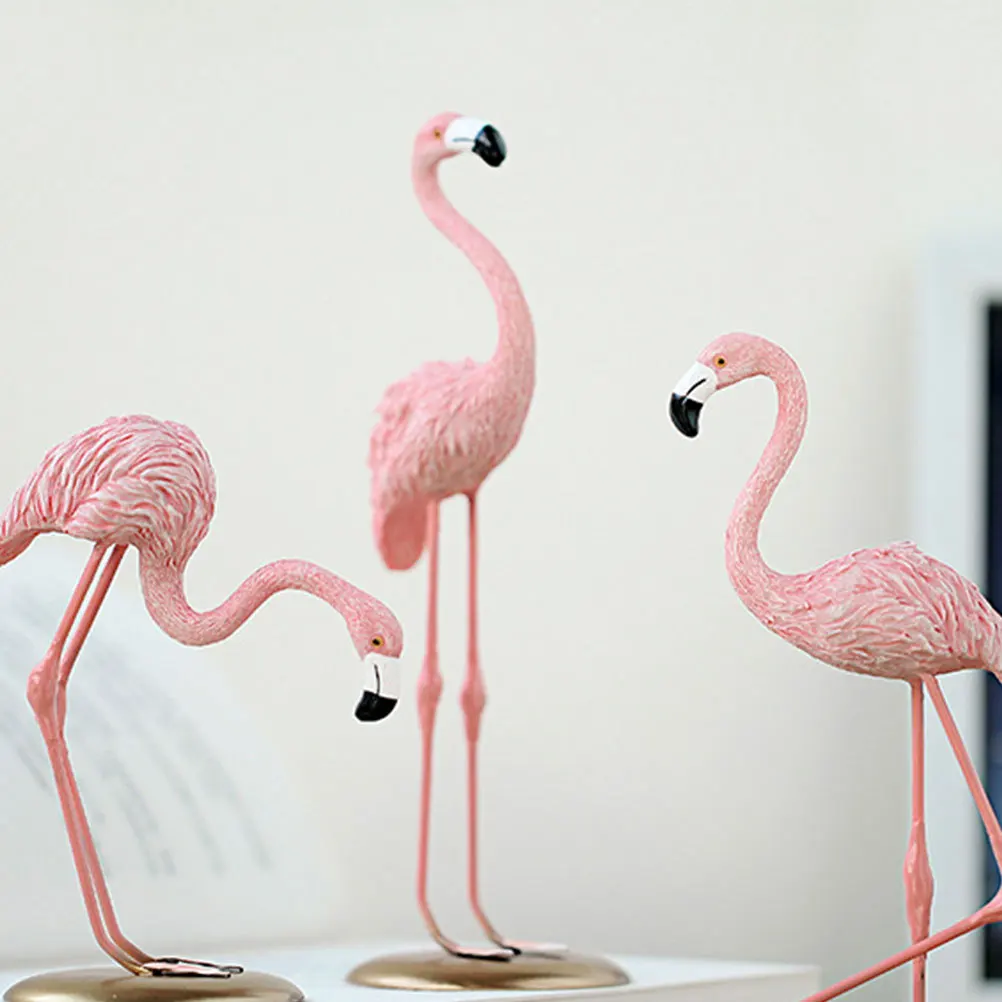 

Flamingo Ornament Resin Iron Desktop Decor For Home Living Room Bedroom Non-Slip Base Cute Animal Small Statue