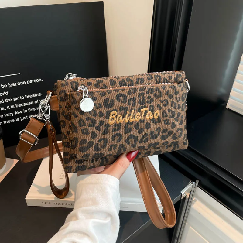 

Женская маленькая сумка через плечо в стиле ретро с леопардовым принтом, кошелек на молнии для телефона, тканевый кошелек на плечо, модная всесезонная женская сумка для мобильного телефона